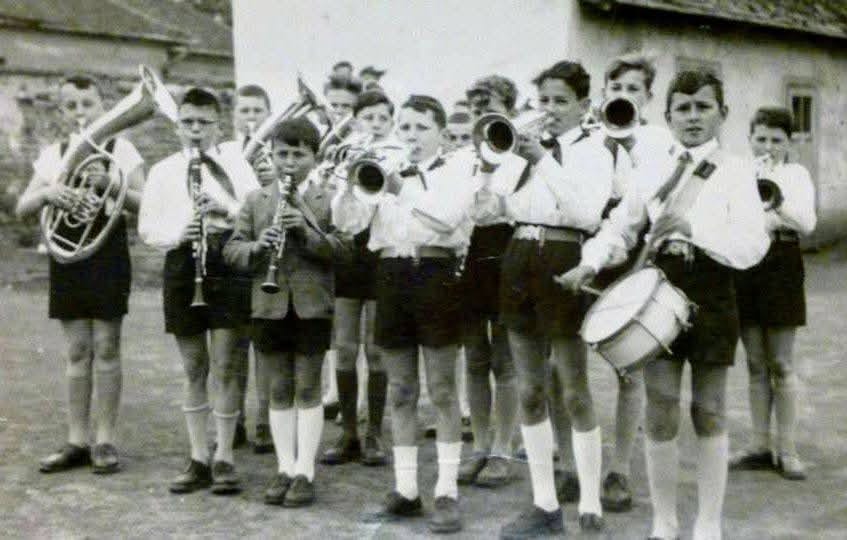 Iskola fúvószenekar · Csanádpalota