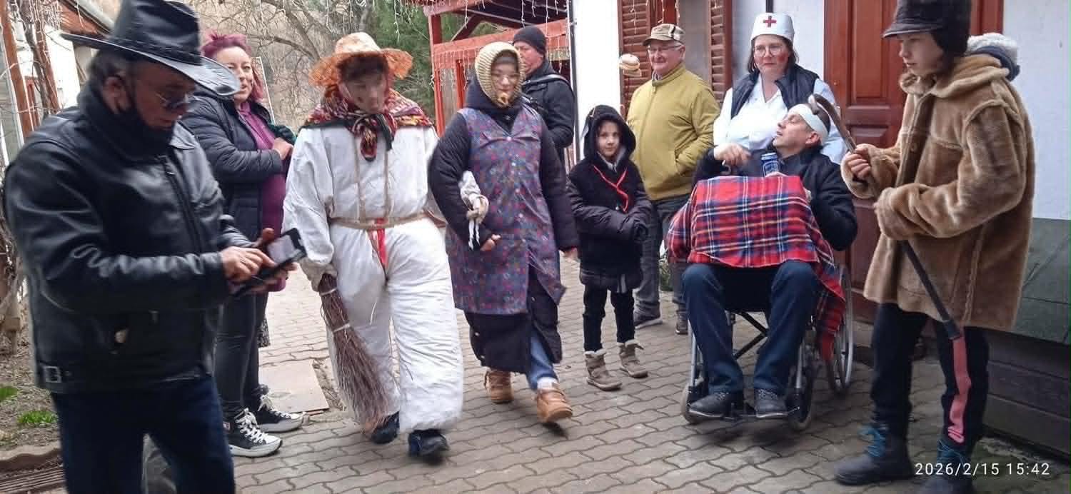 Farsangi forgatag Ólmodon · Ólmod