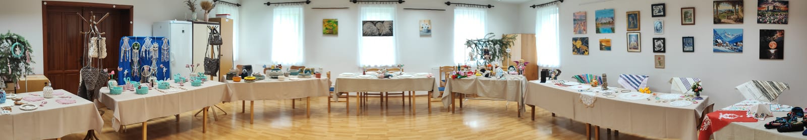 Szakköri és Helyi alkotók közös kiállítása · Kisdorog
