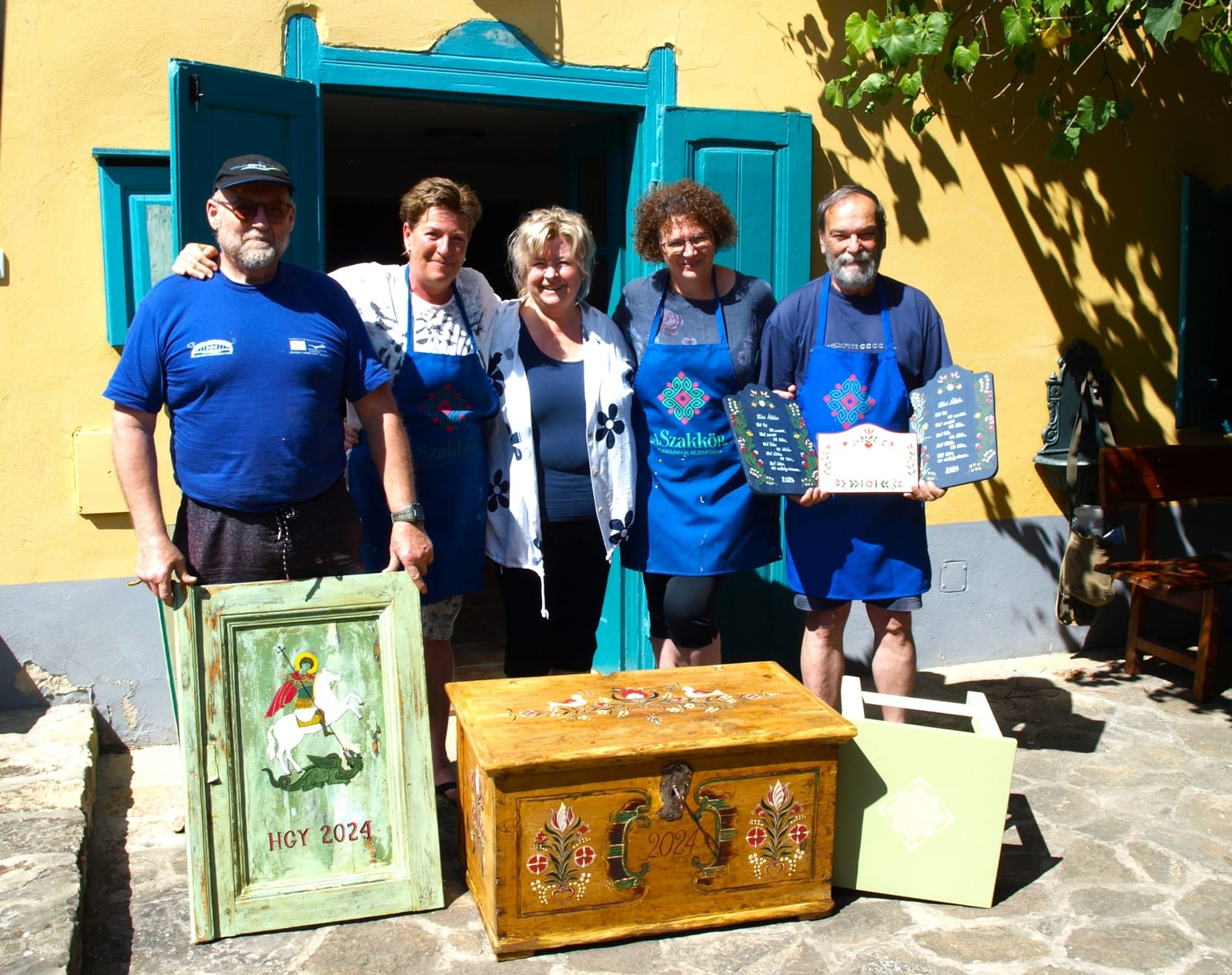Bútorfestő tábor a Darnay pincében · Gyenesdiás