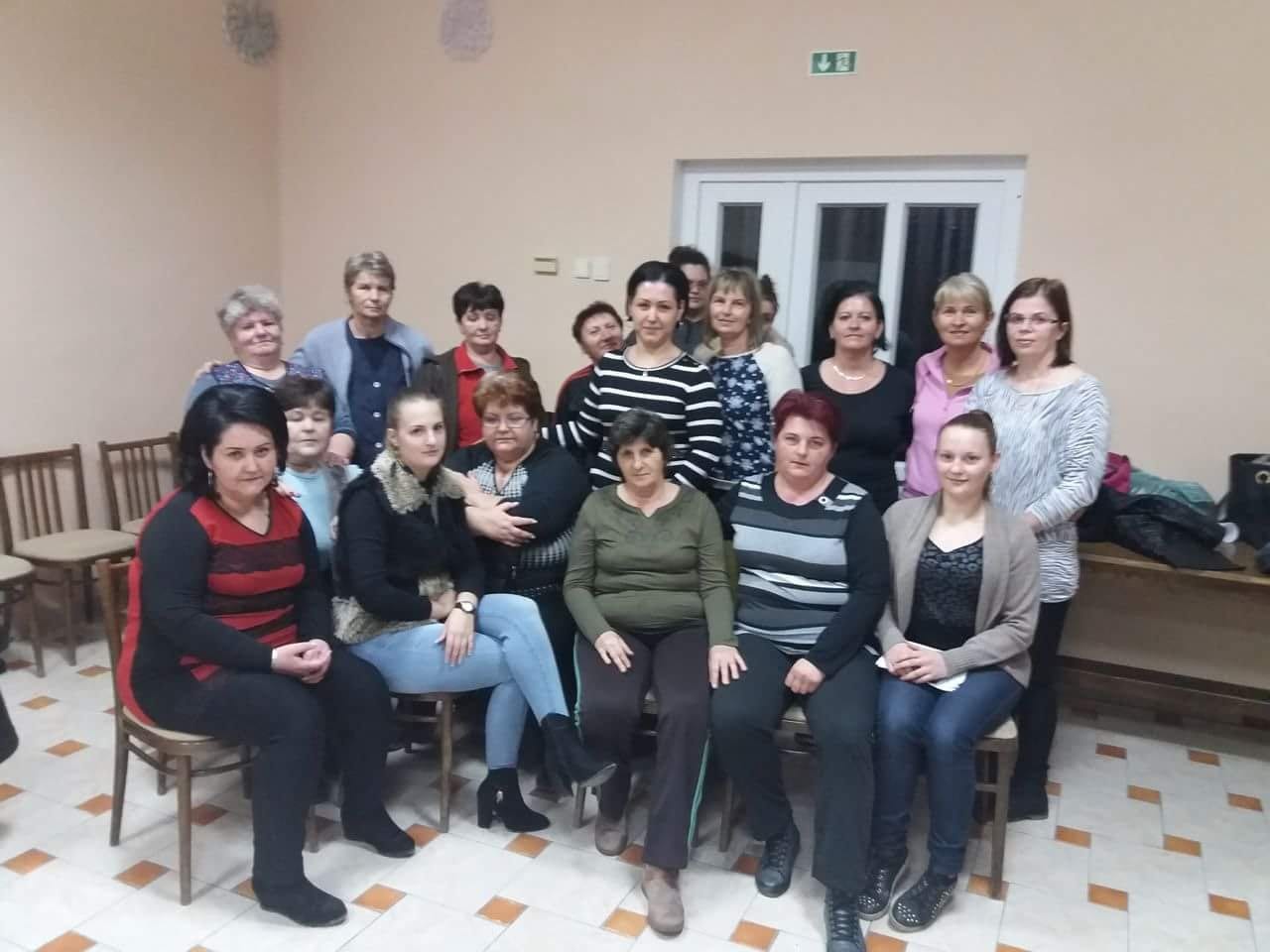 Csak Csajok Színjátszó Csoport · Újdombrád