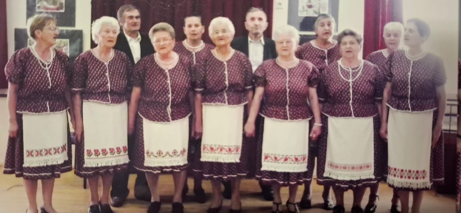 Rezeda Nyugdíjas Hagyományőrző Népdalkör · Tyukod